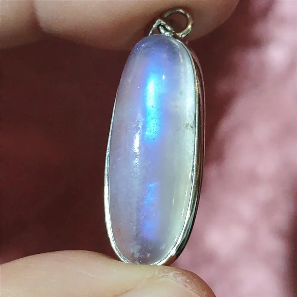 Natural Moonstone Oval Pendant in 925 Silver - Image 4